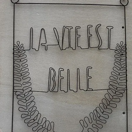 Bed & Breakfast Le Clos Du Mont Cesar 3*